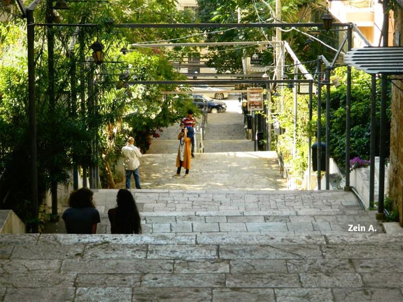  good  evening marnicolas  stairs  escalier  gemmayze  people ... (درج مار نقولا الجمّيزة)