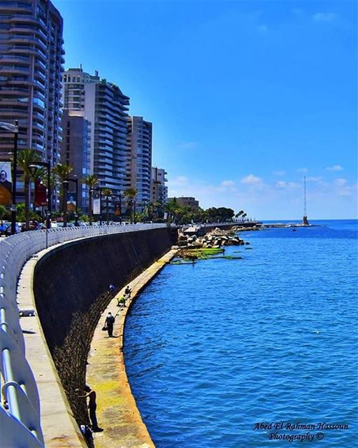 Good morning Beirut 🌊 | Join me on Facebook for more pictures ╰▶ Abed El... (Ain El Mreiseh - Cornish Al Manara)