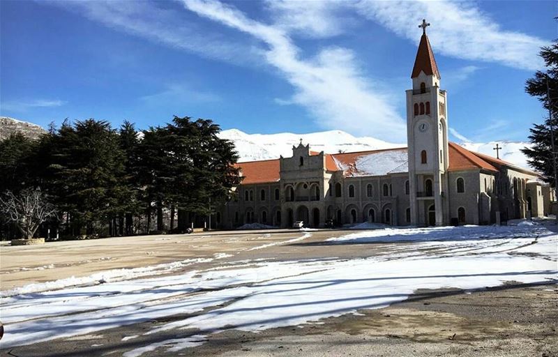 Good morning everybody 🙋🙋🙋Have a blessed Wednesday Make your day... (Diman, Liban-Nord, Lebanon)