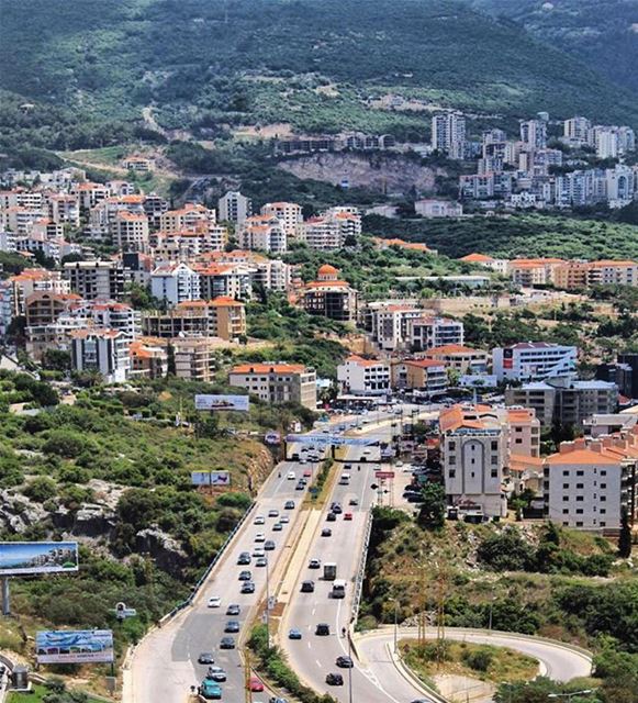 Good Morning from Jouniehصباح الخير من جونية - كسروانPhoto taken by @budd (Jounieh keserwan جونية كسروان)