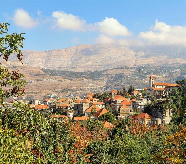 Good morning from the officially-highest inhabited village 🏘 in Lebanon... (Bqa` Kafra, Liban-Nord, Lebanon)