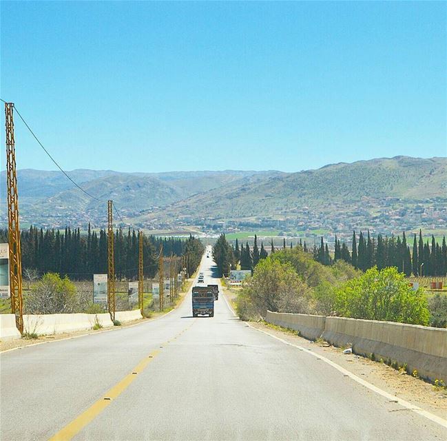 Good Morning from West Bekaaصباح الخير من البقاعPhoto taken by @el_dayeh... (West Bekaa)