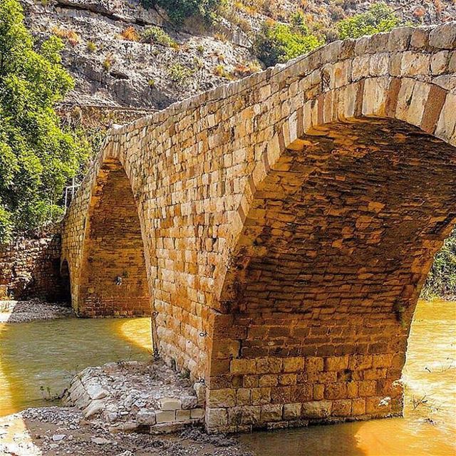 " Good Morning Igers Have A Blessed Sunday..." whatsuplebanon wearelebanon... (Naher El Kaleb)