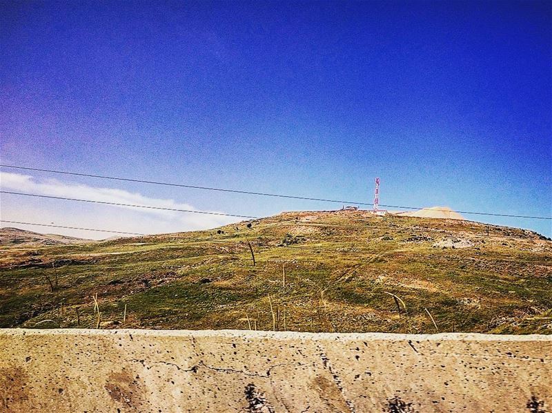 Good morning 🤗🏔 lebanon  lebanese  bekaa  bekaavalley  البقاع  montagne... (Dahr El Baïdar, Mont-Liban, Lebanon)