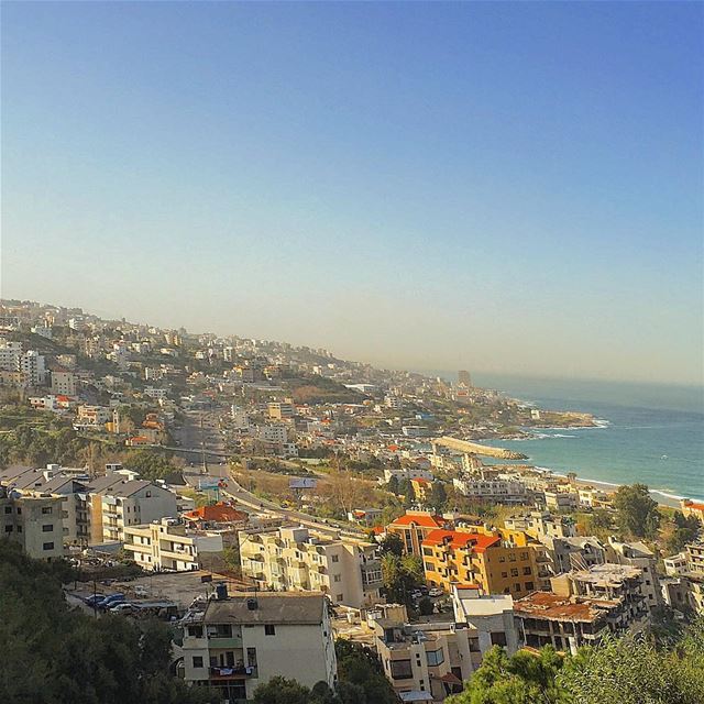 " Good Morning Lebanon..." whatsuplebanon wearelebanon lebanonlovers... (Naher Brahim)