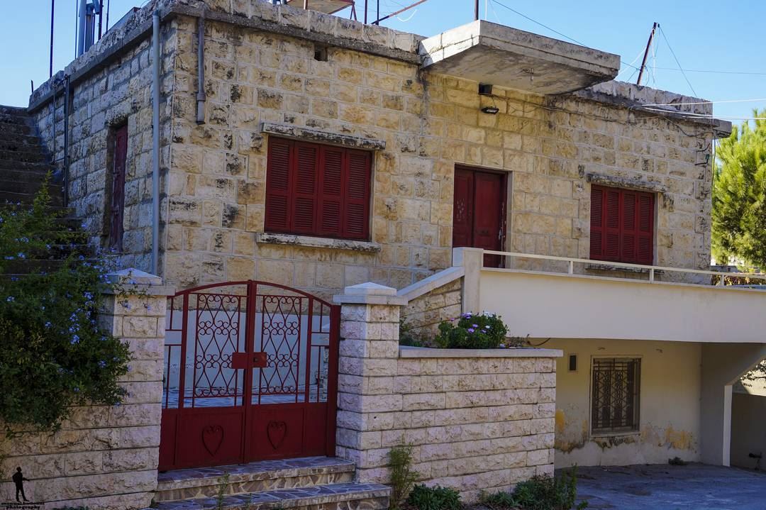 Good morning 🍁 niha  liveloveniha  house  beautifulhouse  livelovechouf ... (Niha, Liban-Nord, Lebanon)
