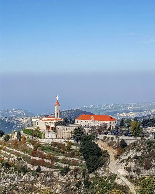 Good morning on this blessed Sunday ❤💙 ......... Lebanon  Annaya...