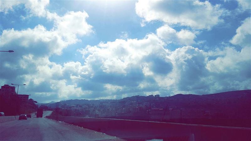 Good Morning 🌞 photography  photoshoot  photooftheday  lebanon  sky ... (Bhamdoûn, Mont-Liban, Lebanon)