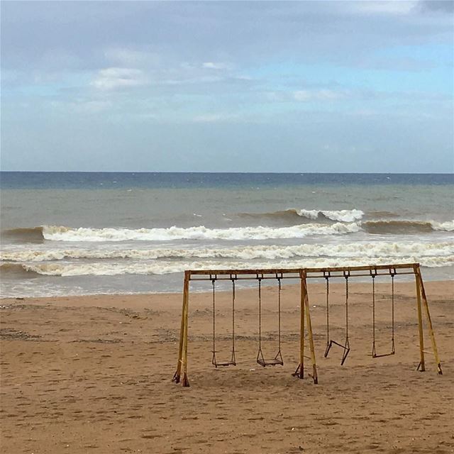 Good morning  sea  ocean  walk  sports  beirut  cloud  rainbow ... (Ramlat Al Bayda', Beyrouth, Lebanon)