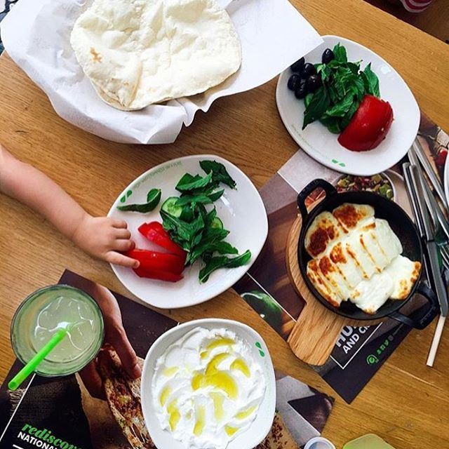 Good morning Tuesday ☀️❤️ 📷Photo credits to @samarsjournal  (Zaatar W Zeit)