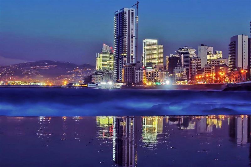 Good Night "BEIRUT"🌙By @f.rostom  ZaytounaBay  ZeitounaBay  Beirut ... (Beirut, Lebanon)