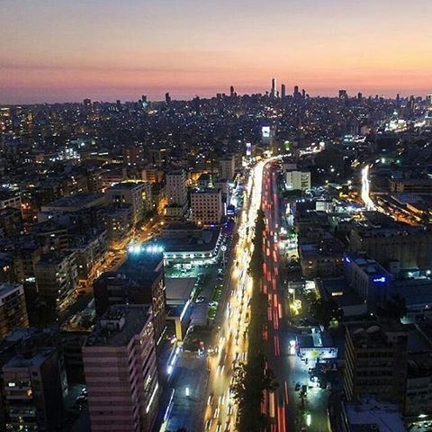 Good Night Beirut🇱🇧By @khaloudyaghi  Beirut  Liban  Libano  Lebanon... (Beirut, Lebanon)