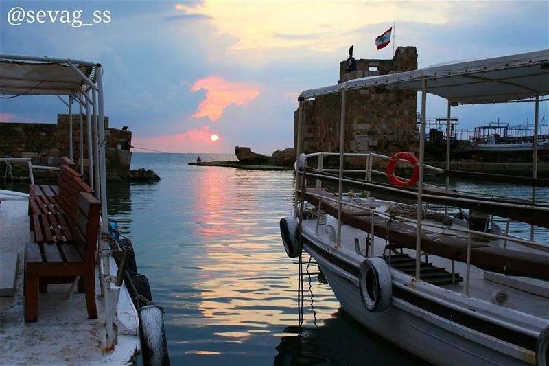 Good Night Everyone sunset  beach  beautiful  clouds  sunset_madness ... (Byblos - Jbeil)