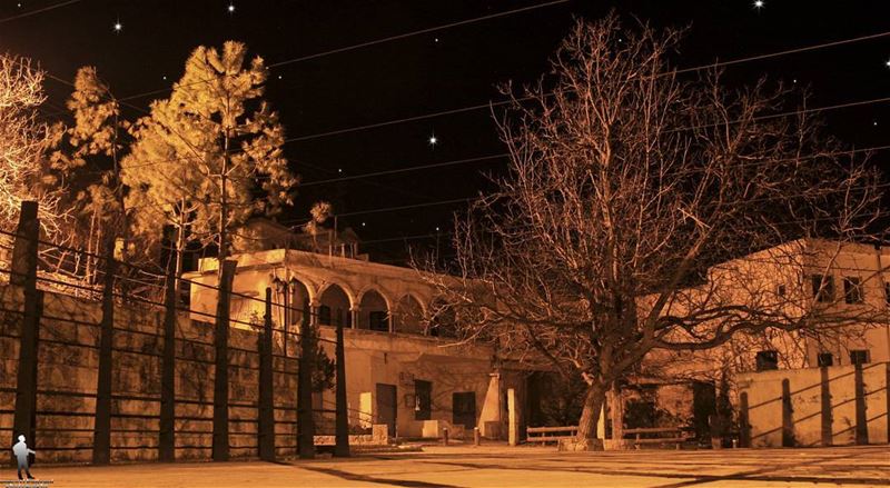 Good night  jbaa️ chouf  lebanesewonders  tasteoflebanon... (Jbaa Al Shouf)