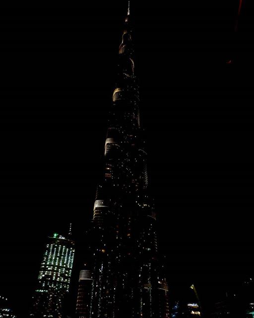 ... Good night 😴🌛💤------.. photography  photooftheday  photos ... (Burj Khalifa)