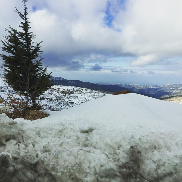  goodafternoon from  beautifullebanon  amazinglebanon  whitelebanon 🌨😍