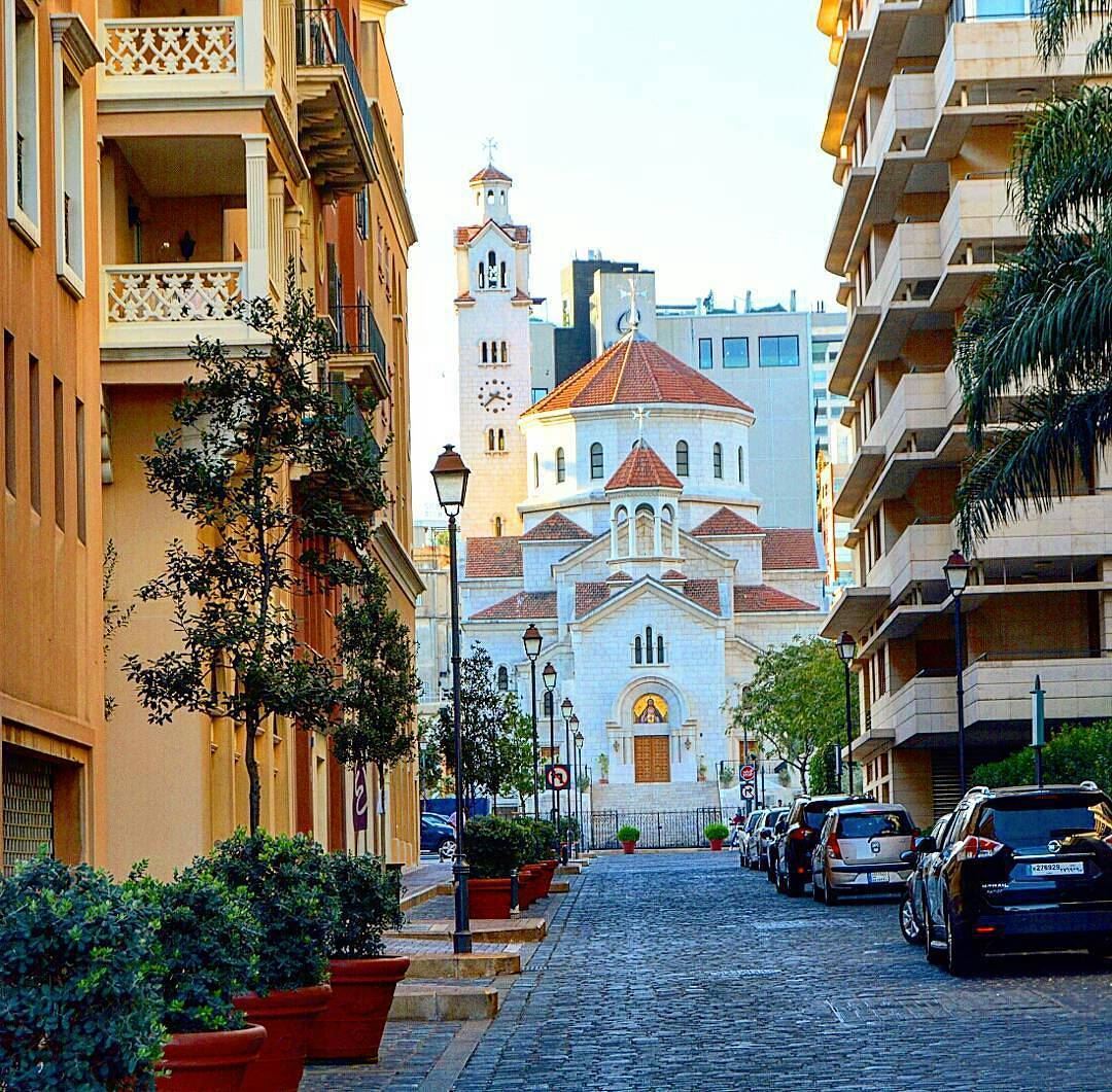 Goodmorning❤💕🙋By @el_dayeh  SaifiVillage  Beirut  Liban  Libano ... (Saifi village)