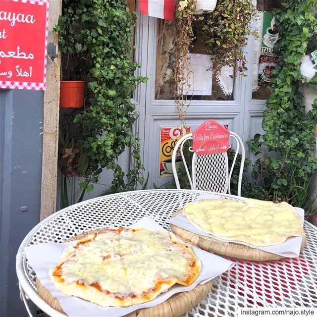  goodmorning   manakish  jebneh  cheese  pizza  yummy  delicious  lebanon ...