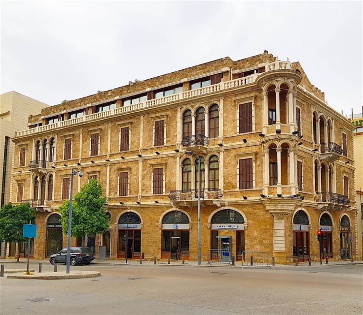 Goodmorning❤❤🇱🇧🇱🇧 oldarchitecture  herritage  walking  house ... (Beirut, Lebanon)