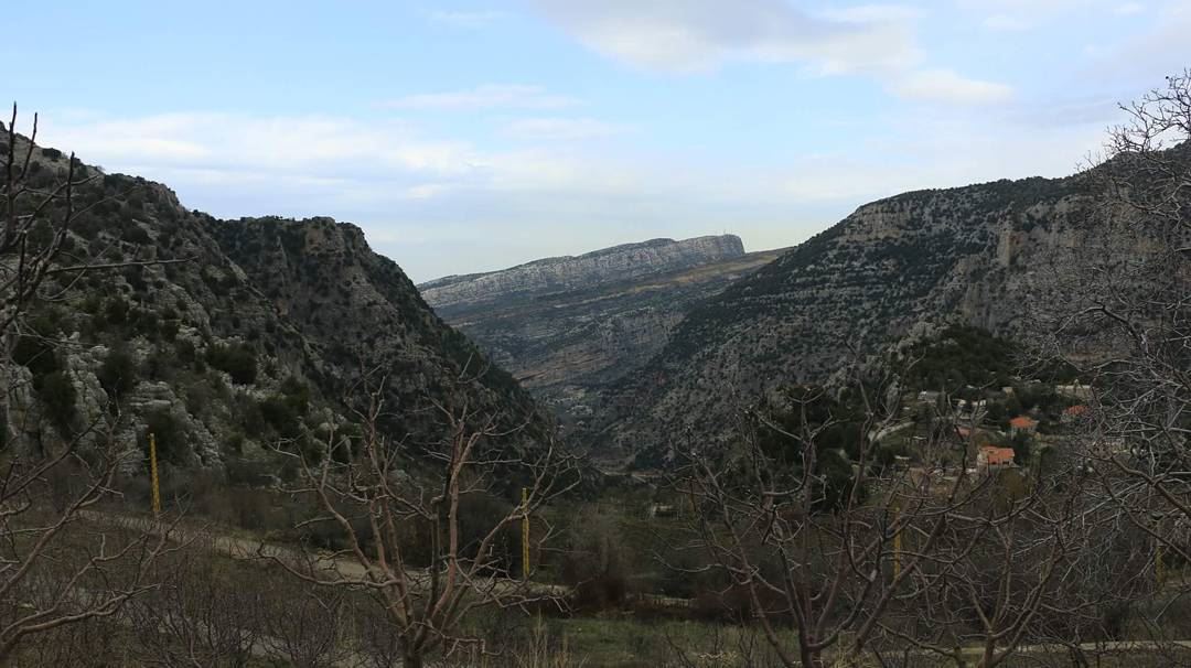  gorgeous View...What an angle!!! thisislebanon79  viewbug ... (Mount Lebanon Governorate)