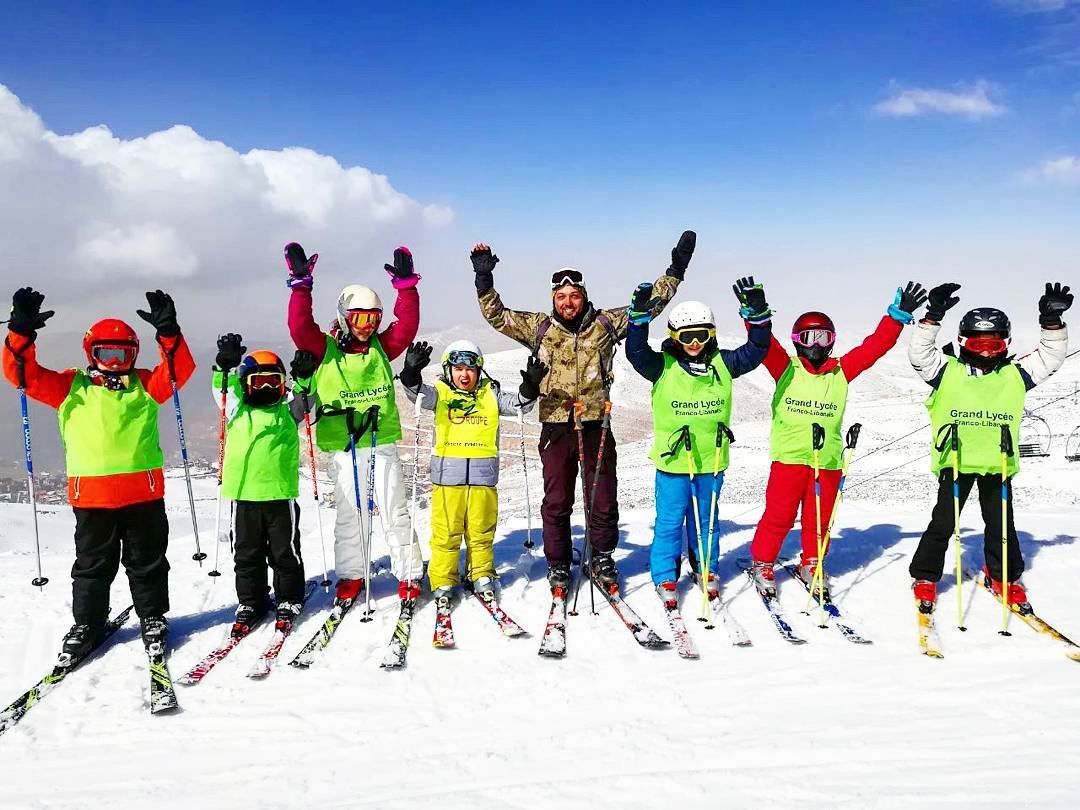 🎿 groupez  skischool  mzaar  lebanon  lyceefrancolibanais  mzaar2400 ... (Lebanon)