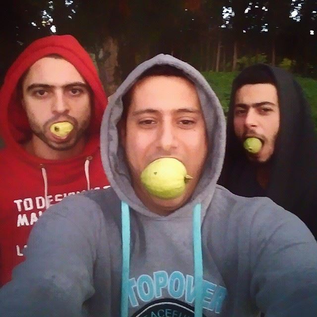  guava  friends  selfie  instasheta  instahabal  south_lebanon ... (Kherbet Al Dwair)
