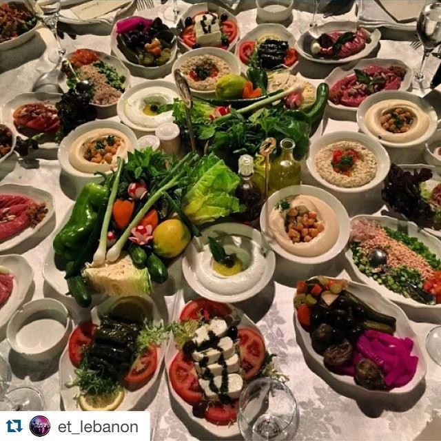 Guess what we had for lunch?😍☝ Pic by : @Sarahdemenassa 😍❤ @et_lebanon