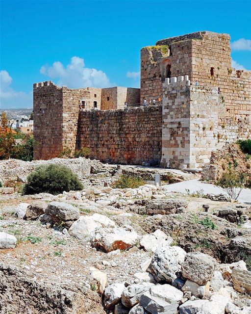 Há também um pequeno museu no castelo de Byblos que conta a história do... (Byblos Castle)