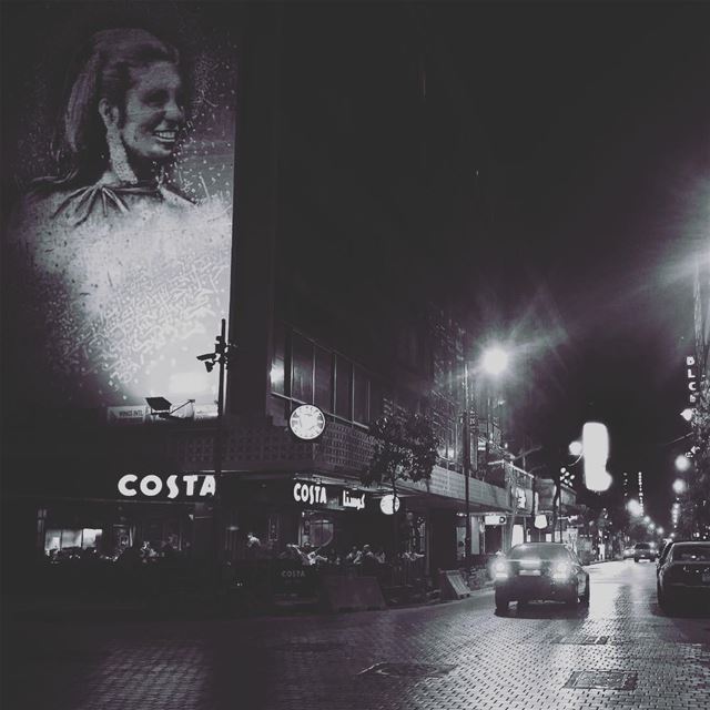 Hamra...... lebanon  beirut  vscocam  beautifuldestinations ... (شارع الحمرا بيروت)