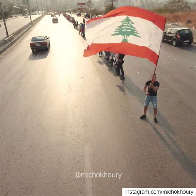 Hand in Hand LEBANON ❤ Humanchainlebanon لبنان_ينتفض....... (Lebanon)