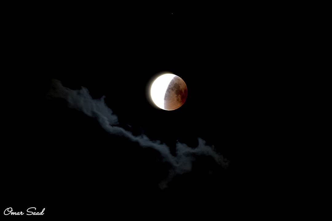 Happening in Lebanon 🇱🇧 the longest eclipse of the century  moonlight ... (Lebanon)