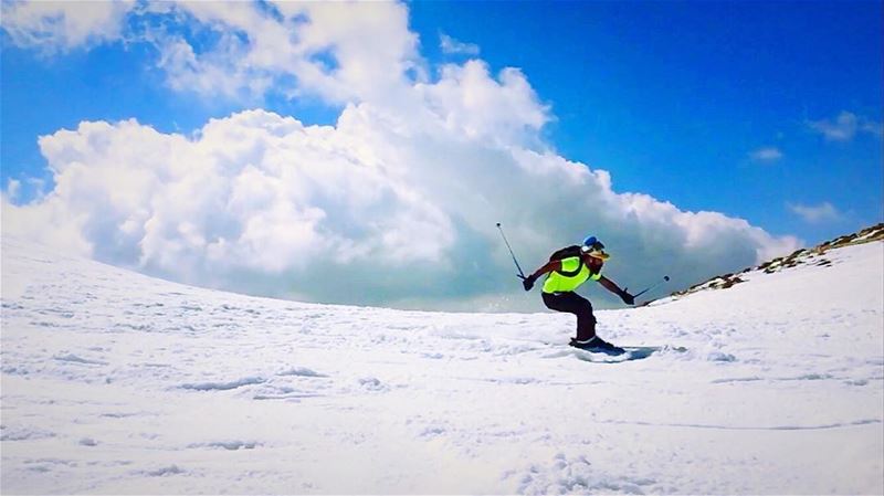  Happiness is like a  cloud, staying up there no matter rain or ... (Mzaar Kfardebian Ski Resort.)