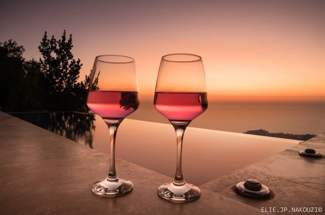 Happiness is ...pool, mountain,wine and sunset. nikon  photography  pool ... (Ghadras)