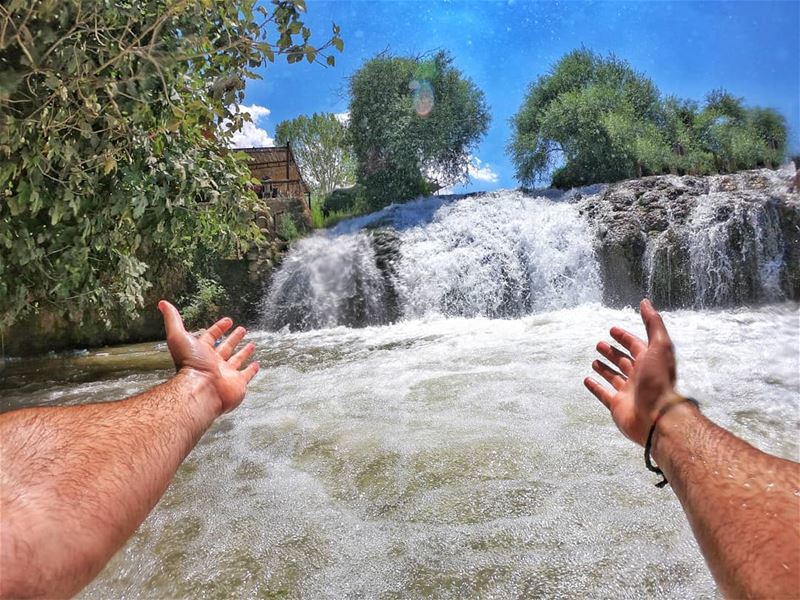 Happiness Lies In Your Own Hand🙌... waterfallphotography ... (Lebanon)