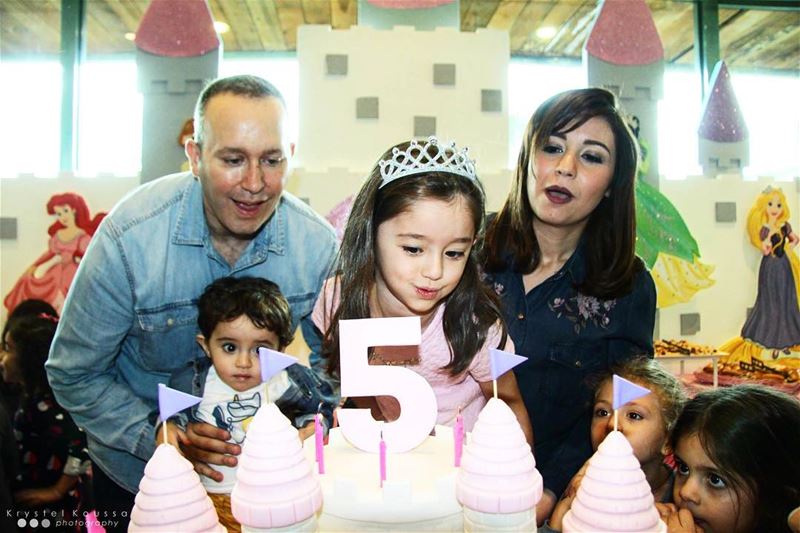 Happy Birthday Maria 🎉👑 Book your birthday photography now on +961... (Jeita Country Club)