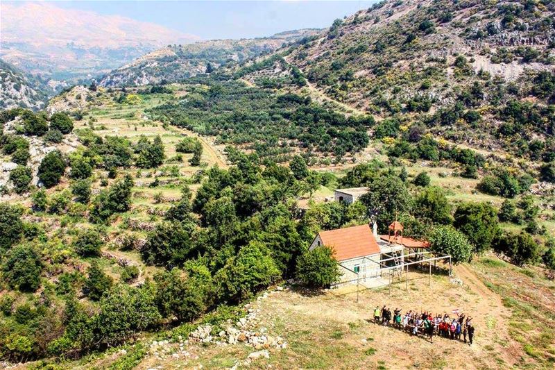 Happy  GoodFriday Everyone 🙌🏻... WalkWithNature 👣 🍃 Photo by : 📷:... (Lebanon)