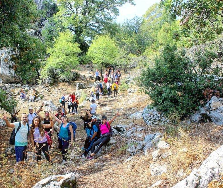 Happy Healthy Hikers with sanelebanon 👫👭 (Jabal Moûssi)