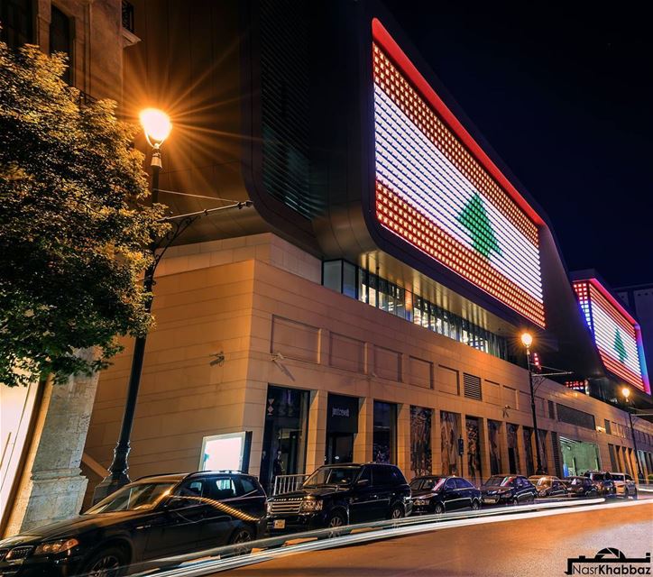 Happy  independence day 🇱🇧 streetphotography  streetlights  architecture... (Beirut, Lebanon)