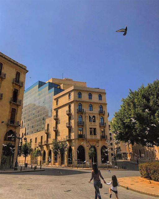 Happy kid on Friday ... (Place De L'etoile Downtown Beirut)