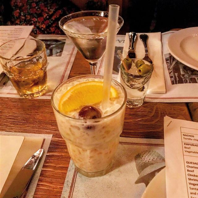 Happy Monday 🍸..... zomatolb  lebanon  food  beirut  foodporn ...
