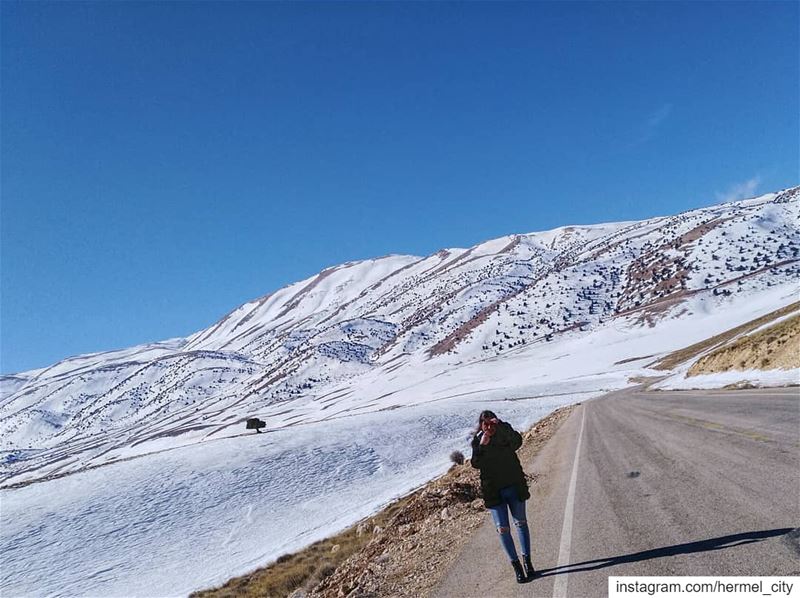 Happy sunday! By @karen_moussally jord_elhermel  Hermel  Bekaa  lebanon🇱 (El Hermel, Béqaa, Lebanon)