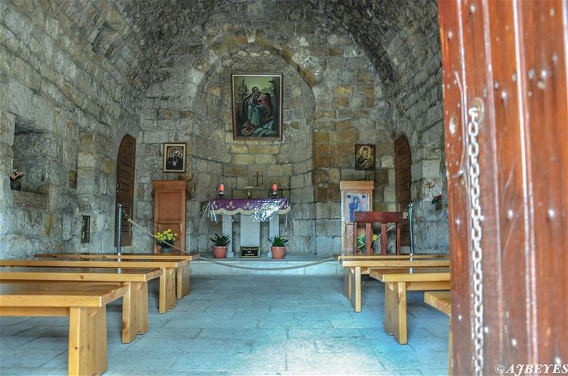 Happy Sunday .   church  oldchurch  churchesoflebanon  lebanon  travel ... (Jeita-Keserwan)