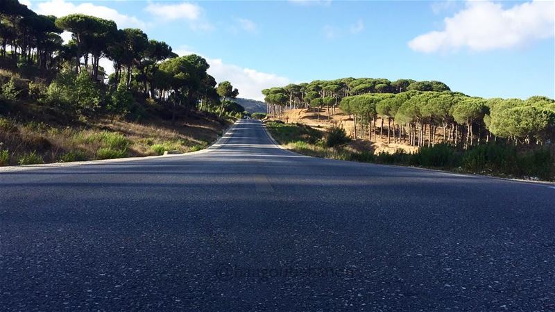 Happy Sunday from this amazing place !- hangoutlebanon ... (Rihâne, Al Janub, Lebanon)