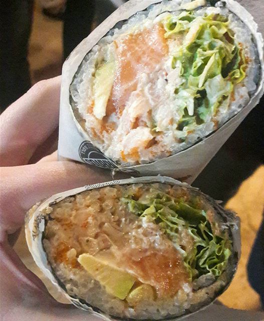 Happy Sunday ❤ kissthecooklb  sushiburrito  sunday  salmon  soukelakel ...