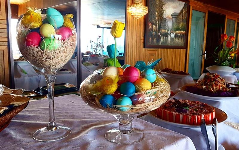  HappyEasterEveryone! 💙🐣  HappySunday  lunchbuffet  EasterLunch ... (The Terrace - Restaurant & Bar Lounge)