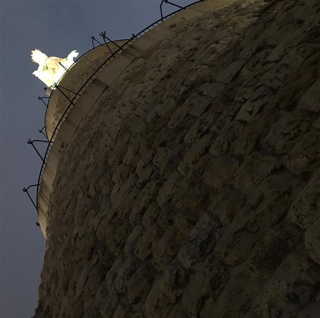  harissa  jbeil_byblos_lebanon  notredameduliban  virginmary  ilovelebanon... (Harîssa, Mont-Liban, Lebanon)