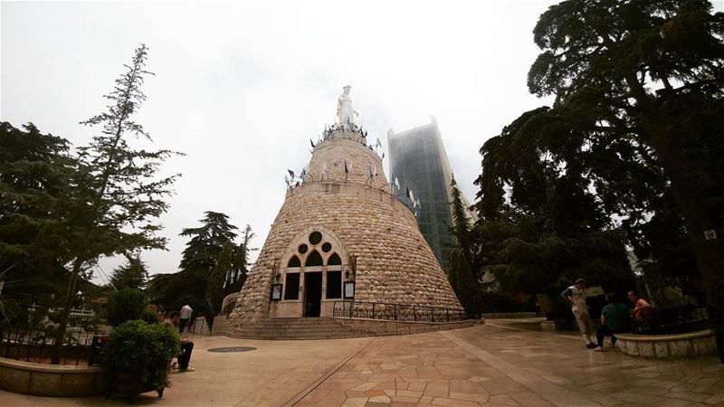 💫  Harissa_______________________________ livelovelebanon ... (Harîssa, Mont-Liban, Lebanon)