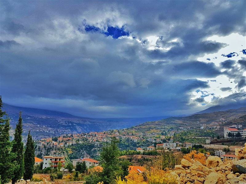  hasroun  bcharre  northlebanon  north  lebanon  lebanonhouses  clouds ... (Hasroun)