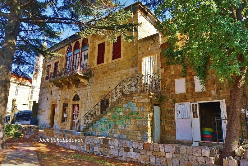 Hasroun  hasroun  northlebanon  nordliban  lebanonoldhouses  oldhousecharm...