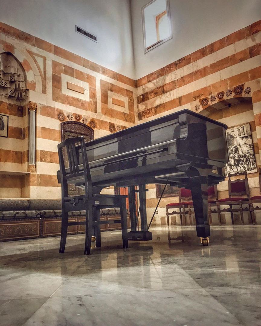 Haunting Symphonies....  piano🎹  art  historylover  palaces ... (Beit Ed-Deen, Mont-Liban, Lebanon)